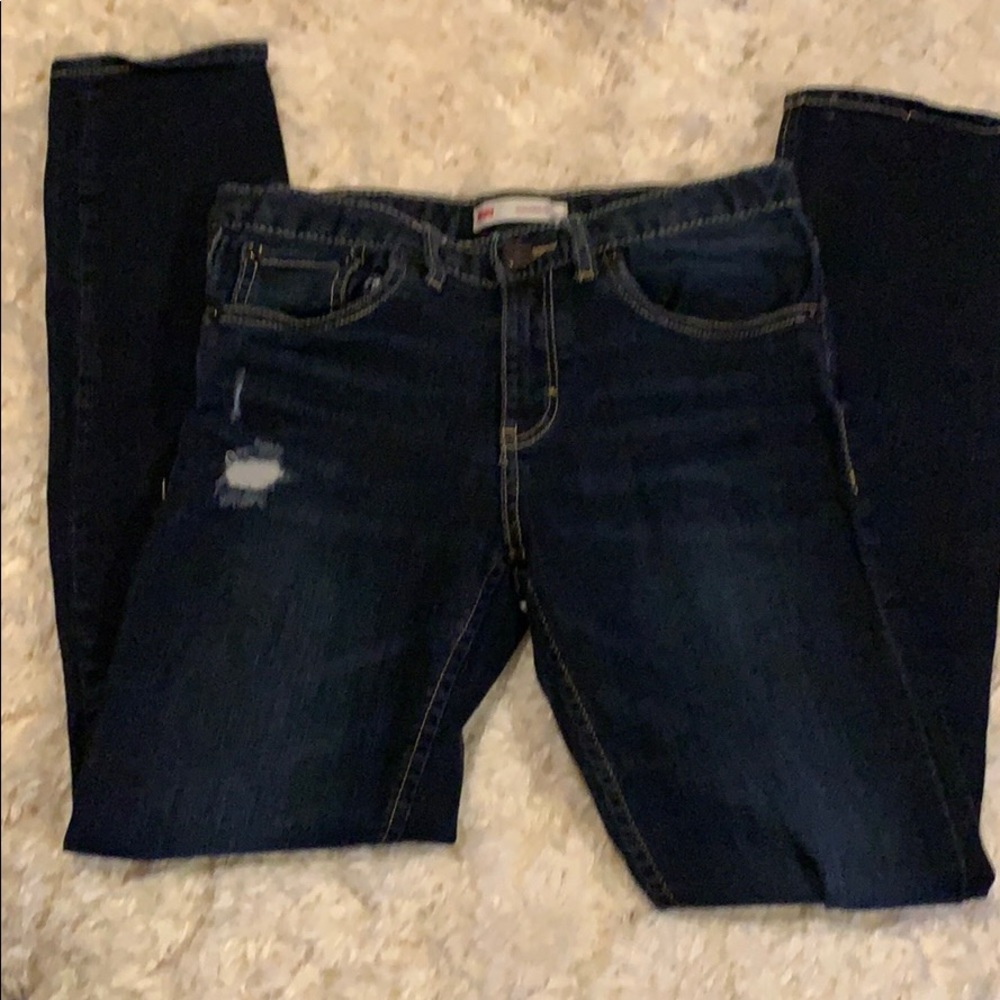 Girlfriend Levis Strauss girls stressed blue jeans